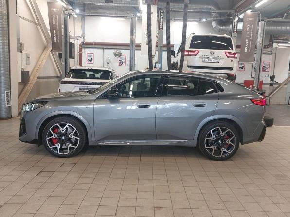 BMW X2 II (U10) с пробегом 2024 года, цена 6 300 000 рублей, 899 км, внедорожник, Автокод Объявления