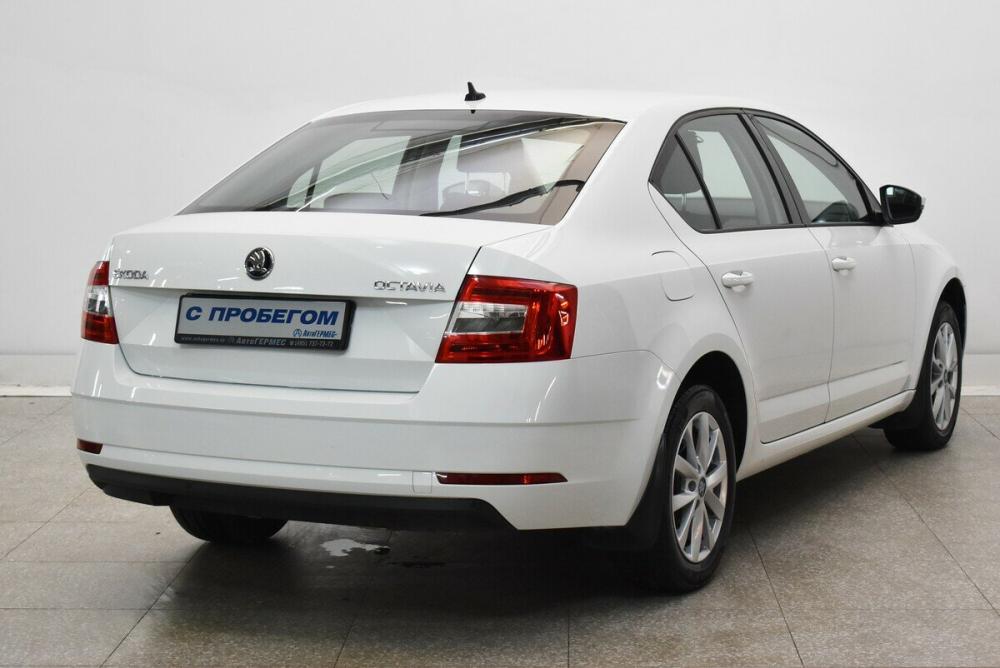 Skoda Octavia III (A7) Рестайлинг Москва  - изображение 4