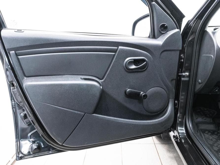 Renault Logan I Рестайлинг Красноярск  - изображение 10