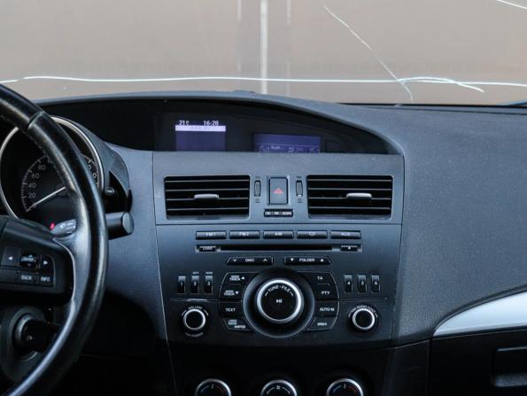 Mazda 3 II (BL) Рестайлинг с пробегом 2011 года, цена 900 000 рублей, 216046 км, седан, Автокод Объявления