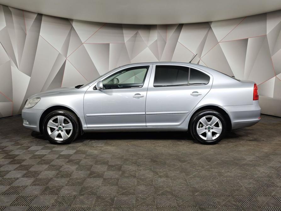 Skoda Octavia II (A5) Рестайлинг Москва  - изображение 5