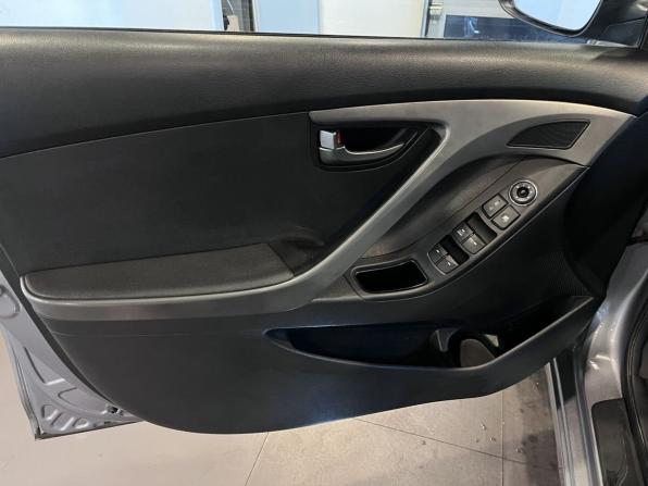 Hyundai Elantra V (MD) с пробегом 2012 года, цена 1 096 000 рублей, 123953 км, седан, Автокод Объявления