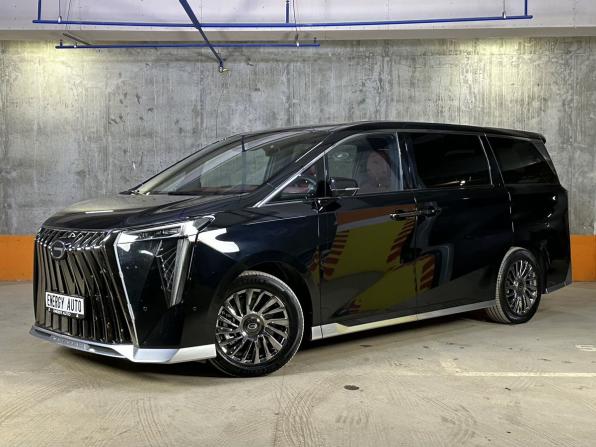 GAC M8 с пробегом 2024 года, цена 4 999 000 рублей, 26630 км, минивэн, Автокод Объявления