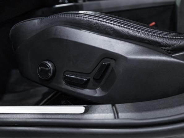 Volvo V60 Cross Country II с пробегом 2020 года, цена 3 549 898 рублей, 118075 км, универсал, Автокод Объявления