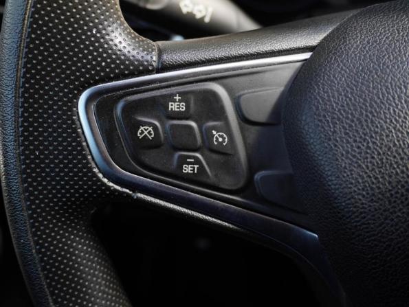 Chevrolet Equinox III с пробегом 2018 года, цена 1 249 000 рублей, 213591 км, внедорожник, Автокод Объявления