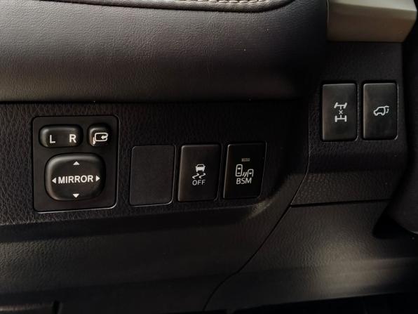 Toyota RAV4 IV (XA40) с пробегом 2012 года, цена 2 150 000 рублей, 156508 км, внедорожник, Автокод Объявления