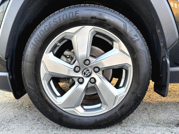 Toyota RAV4 V (XA50) с пробегом 2021 года, цена 3 600 000 рублей, 50000 км, внедорожник, Автокод Объявления