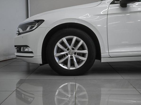 Volkswagen Passat B8 с пробегом 2016 года, цена 1 729 000 рублей, 126498 км, седан, Автокод Объявления