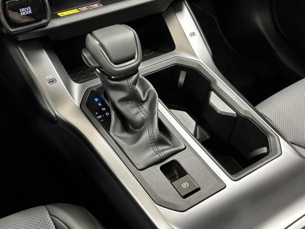 Toyota RAV4 VI (XA60) с пробегом 2026 года, цена 4 600 000 рублей, 10 км, внедорожник, Автокод Объявления