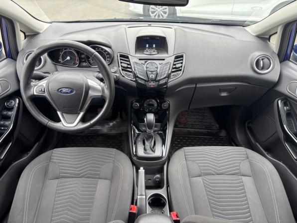 Ford Fiesta Mk6 Рестайлинг с пробегом 2015 года, цена 918 000 рублей, 62000 км, хэтчбек, Автокод Объявления