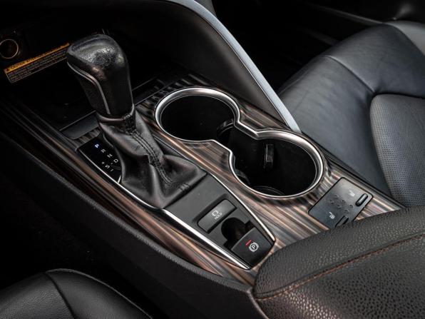 Toyota Camry VIII (XV70) с пробегом 2019 года, цена 3 040 000 рублей, 88355 км, седан, Автокод Объявления