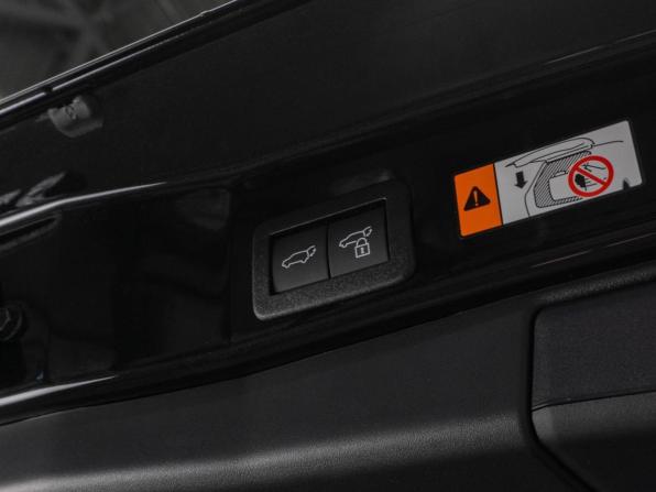 Toyota Wildlander II с пробегом 2026 года, цена 4 739 000 рублей, 19 км, внедорожник, Автокод Объявления