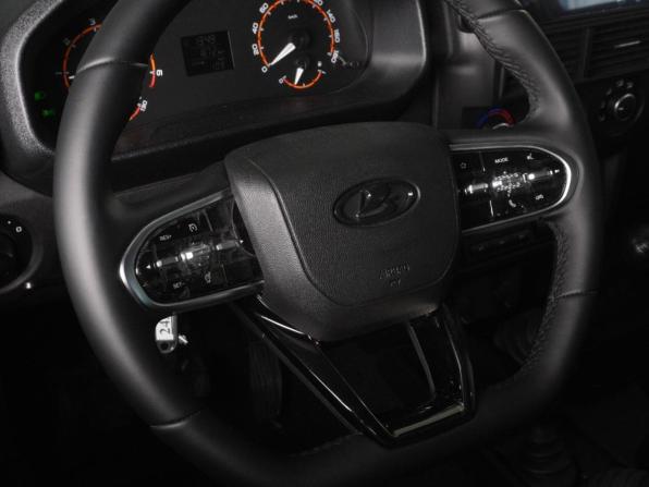 Lada (ВАЗ) Niva Legend с пробегом 2024 года, цена 1 060 000 рублей, 1672 км, внедорожник, Автокод Объявления
