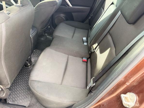 Mazda 3 II (BL) Рестайлинг с пробегом 2012 года, цена 829 000 рублей, 175983 км, хэтчбек, Автокод Объявления
