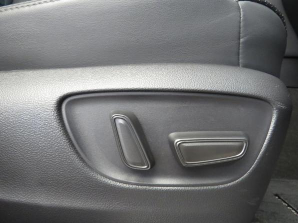 Toyota Land Cruiser 300 Series с пробегом 2022 года, цена 8 400 000 рублей, 171129 км, внедорожник, Автокод Объявления