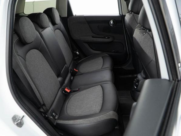 Mini Countryman II с пробегом 2018 года, цена 2 098 999 рублей, 120461 км, внедорожник, Автокод Объявления