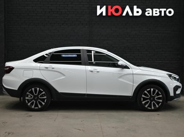 Lada (ВАЗ) Vesta I Рестайлинг (NG) с пробегом 2023 года, цена 1 310 000 рублей, 38000 км, седан, Автокод Объявления