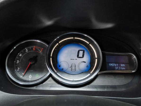 Renault Fluence I Рестайлинг с пробегом 2013 года, цена 722 000 рублей, 190000 км, седан, Автокод Объявления