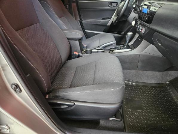 Toyota Corolla XI (E160 E170 E180) с пробегом 2013 года, цена 1 110 000 рублей, 236995 км, седан, Автокод Объявления
