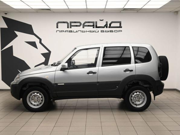 Chevrolet Niva I Рестайлинг с пробегом 2013 года, цена 510 000 рублей, 174323 км, внедорожник, Автокод Объявления
