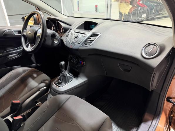 Ford Fiesta Mk6 Рестайлинг с пробегом 2013 года, цена 715 000 рублей, 80023 км, хэтчбек, Автокод Объявления