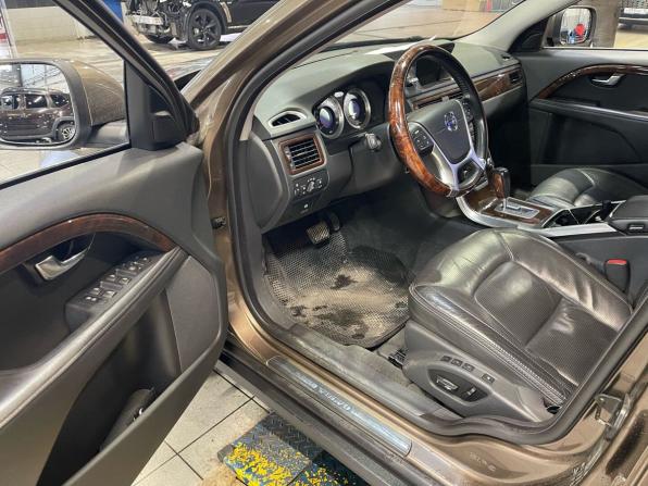 Volvo XC70 II с пробегом 2012 года, цена 1 490 000 рублей, 239032 км, универсал, Автокод Объявления