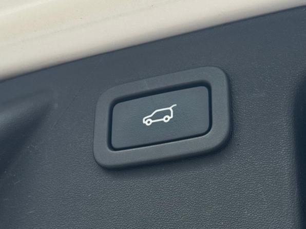 Land Rover Discovery Sport I с пробегом 2015 года, цена 2 149 000 рублей, 158577 км, внедорожник, Автокод Объявления