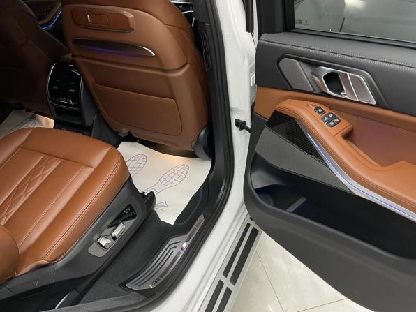 Новый BMW X7 I (G07) Рестайлинг 2025 года, цена 14 700 000 рублей, внедорожник, Автокод Объявления