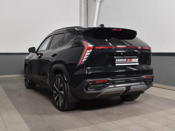 Geely Atlas II с пробегом 2023 года, цена 2 849 999 рублей, 48723 км, внедорожник, Автокод Объявления