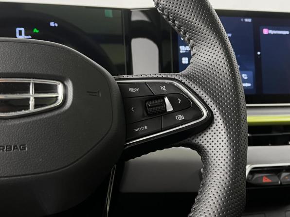 Geely Coolray I Рестайлинг с пробегом 2023 года, цена 2 414 900 рублей, 9776 км, внедорожник, Автокод Объявления