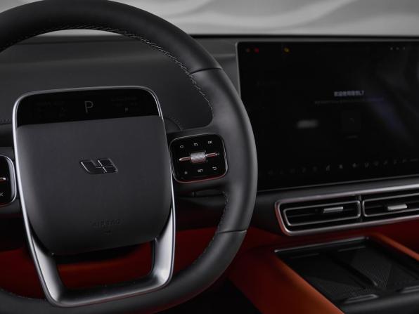 Новый Li Auto (Lixiang) L7 I Рестайлинг 2025 года, цена 10 590 000 рублей, внедорожник, Автокод Объявления