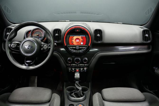 Mini Countryman II с пробегом 2019 года, цена 2 995 000 рублей, 76900 км, внедорожник, Автокод Объявления