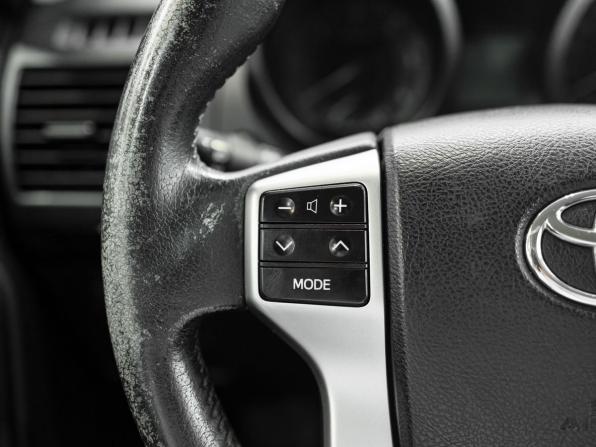 Toyota Land Cruiser Prado 150 Series Рестайлинг 1 с пробегом 2015 года, цена 2 960 000 рублей, 175839 км, внедорожник, Автокод Объявления