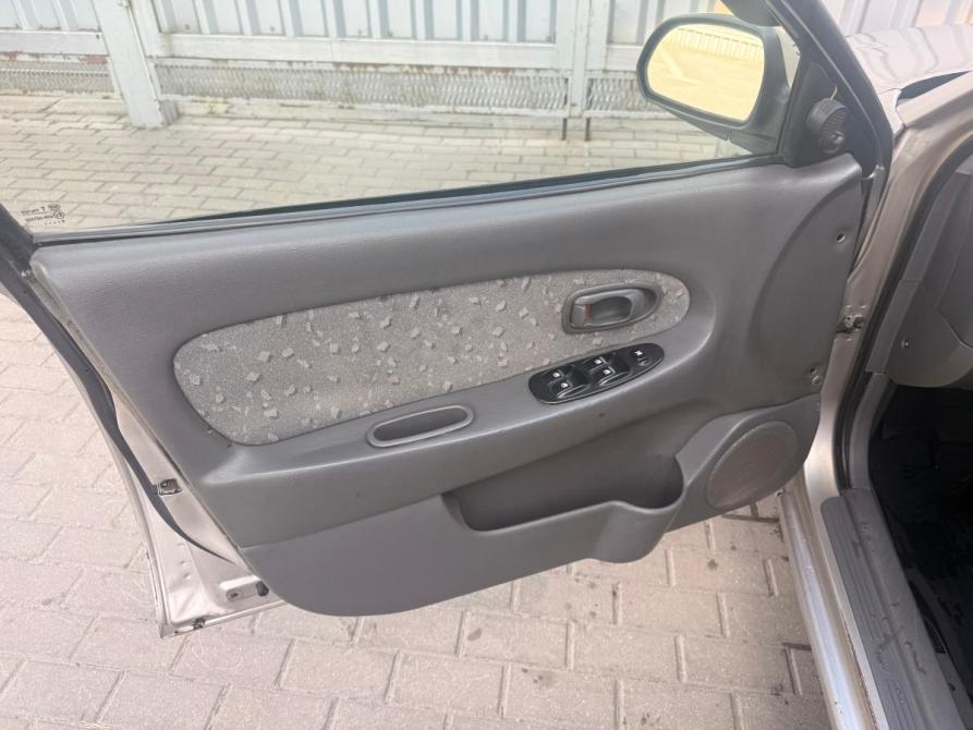 Kia Spectra I Рестайлинг 2 Ростов-на-Дону  - изображение 17