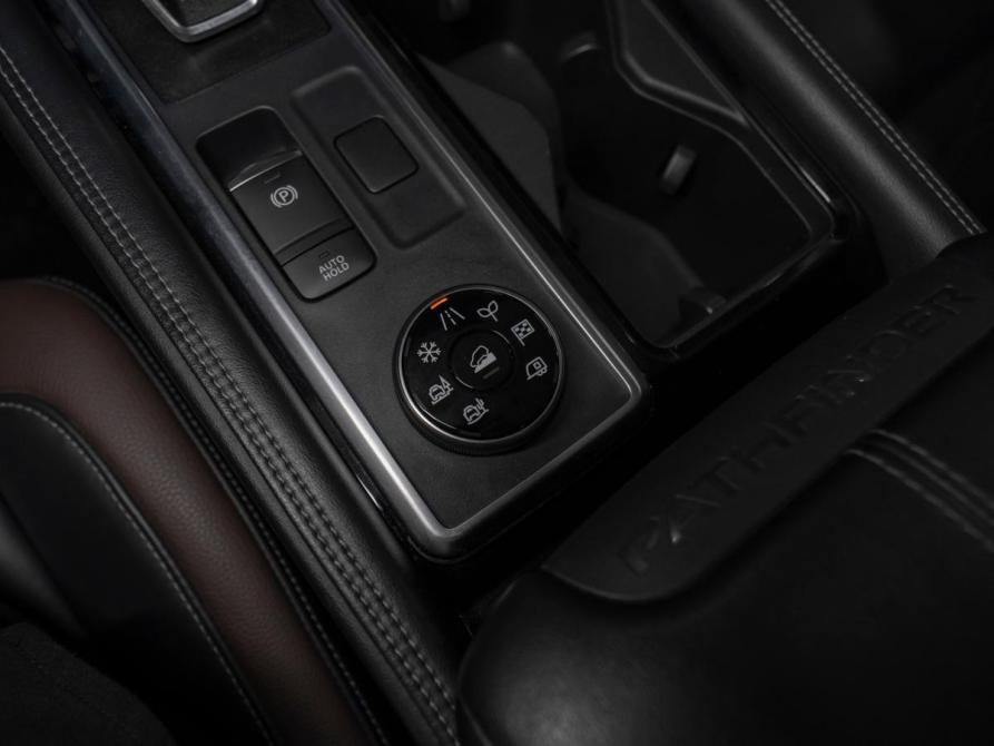 Nissan Pathfinder V Москва  - изображение 27