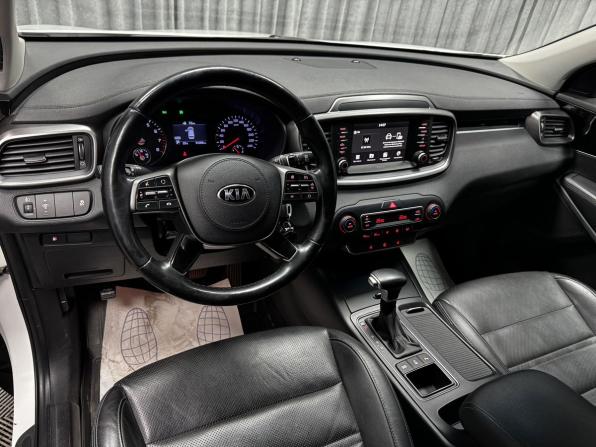 Kia Sorento III Prime Рестайлинг с пробегом 2019 года, цена 2 700 000 рублей, 91092 км, внедорожник, Автокод Объявления