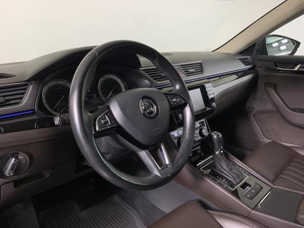 Skoda Superb III с пробегом 2015 года, цена 1 550 000 рублей, 188130 км, лифтбек, Автокод Объявления