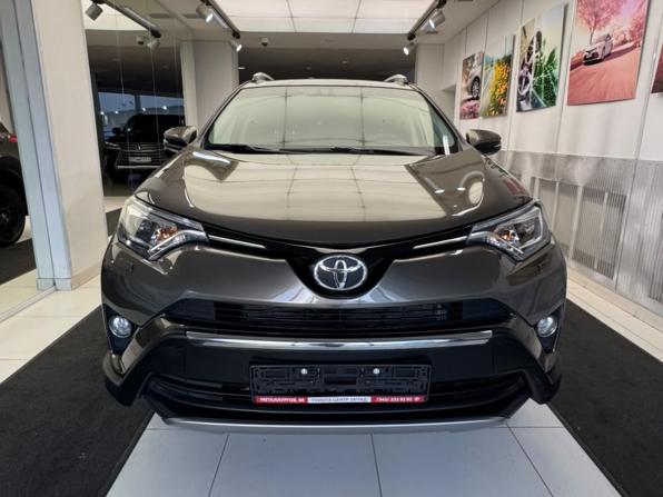 Toyota RAV4 IV (XA40) Рестайлинг с пробегом 2018 года, цена 2 790 000 рублей, 111917 км, внедорожник, Автокод Объявления
