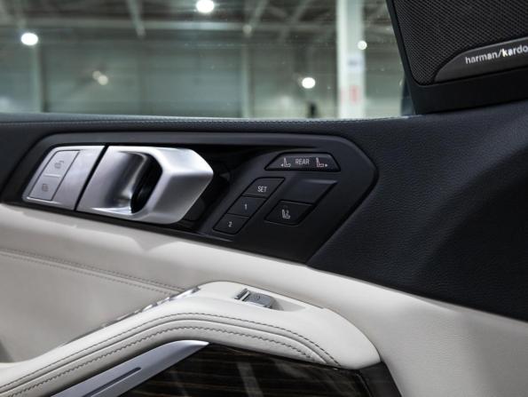BMW X7 I (G07) с пробегом 2019 года, цена 5 940 000 рублей, 102265 км, внедорожник, Автокод Объявления