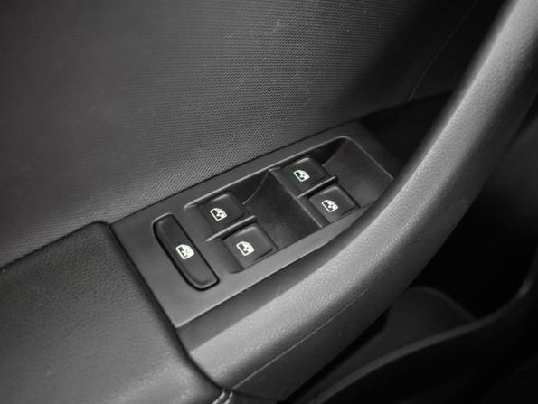 Skoda Rapid I с пробегом 2017 года, цена 1 125 200 рублей, 160122 км, лифтбек, Автокод Объявления