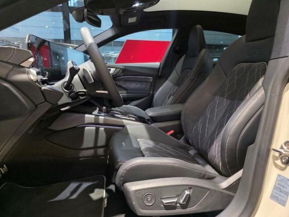 Новый Audi A5 III (B10) 2025 года, цена 6 830 000 рублей, лифтбек, Автокод Объявления