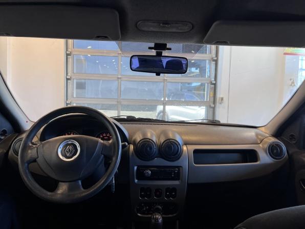 Renault Logan I Рестайлинг с пробегом 2011 года, цена 270 000 рублей, 387127 км, седан, Автокод Объявления