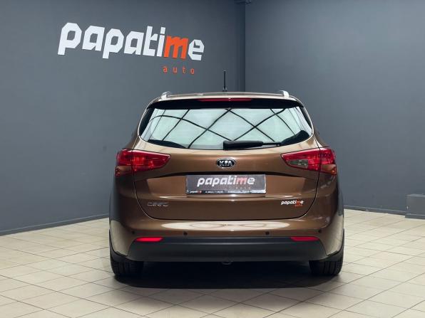 Kia Ceed II с пробегом 2015 года, цена 1 299 000 рублей, 160884 км, универсал, Автокод Объявления