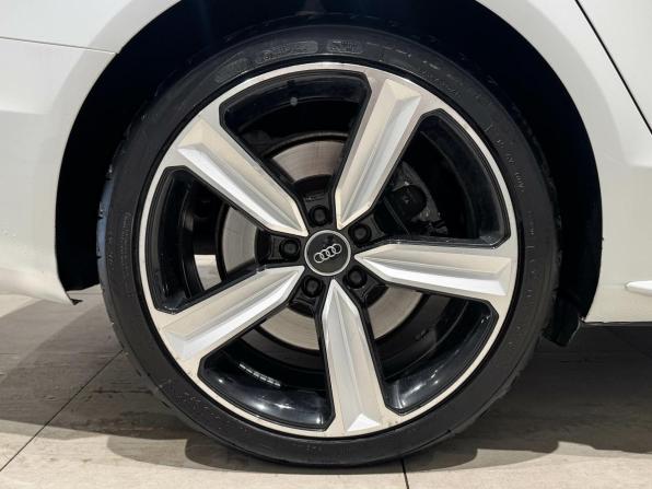 Audi A4 IV (B8) Рестайлинг с пробегом 2013 года, цена 1 831 763 рубля, 167797 км, седан, Автокод Объявления