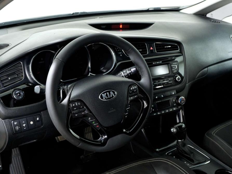 Kia Ceed II Санкт-Петербург  - изображение 17