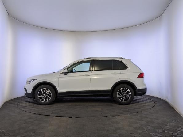 Volkswagen Tiguan II Рестайлинг с пробегом 2021 года, цена 3 150 000 рублей, 115736 км, внедорожник, Автокод Объявления