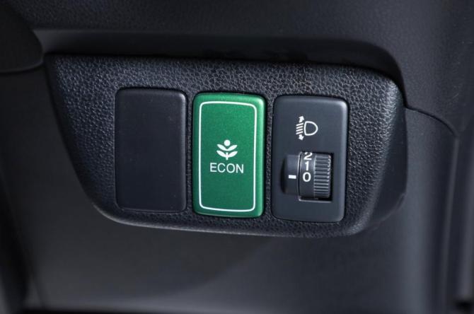 Honda Fit II с пробегом 2012 года, цена 849 000 рублей, 79000 км, хэтчбек, Автокод Объявления