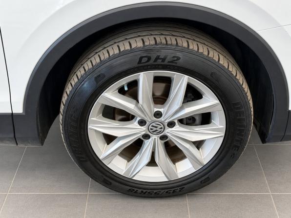 Volkswagen Tiguan II с пробегом 2018 года, цена 2 050 000 рублей, 197752 км, внедорожник, Автокод Объявления