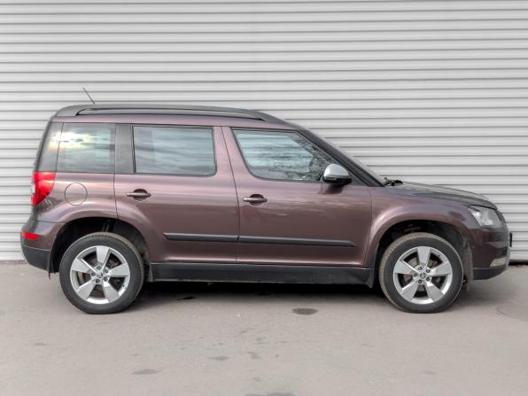 Skoda Yeti I Рестайлинг с пробегом 2015 года, цена 1 390 000 рублей, 177670 км, внедорожник, Автокод Объявления