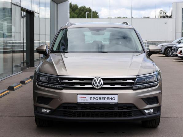 Volkswagen Tiguan II с пробегом 2018 года, цена 1 779 000 рублей, 229610 км, внедорожник, Автокод Объявления